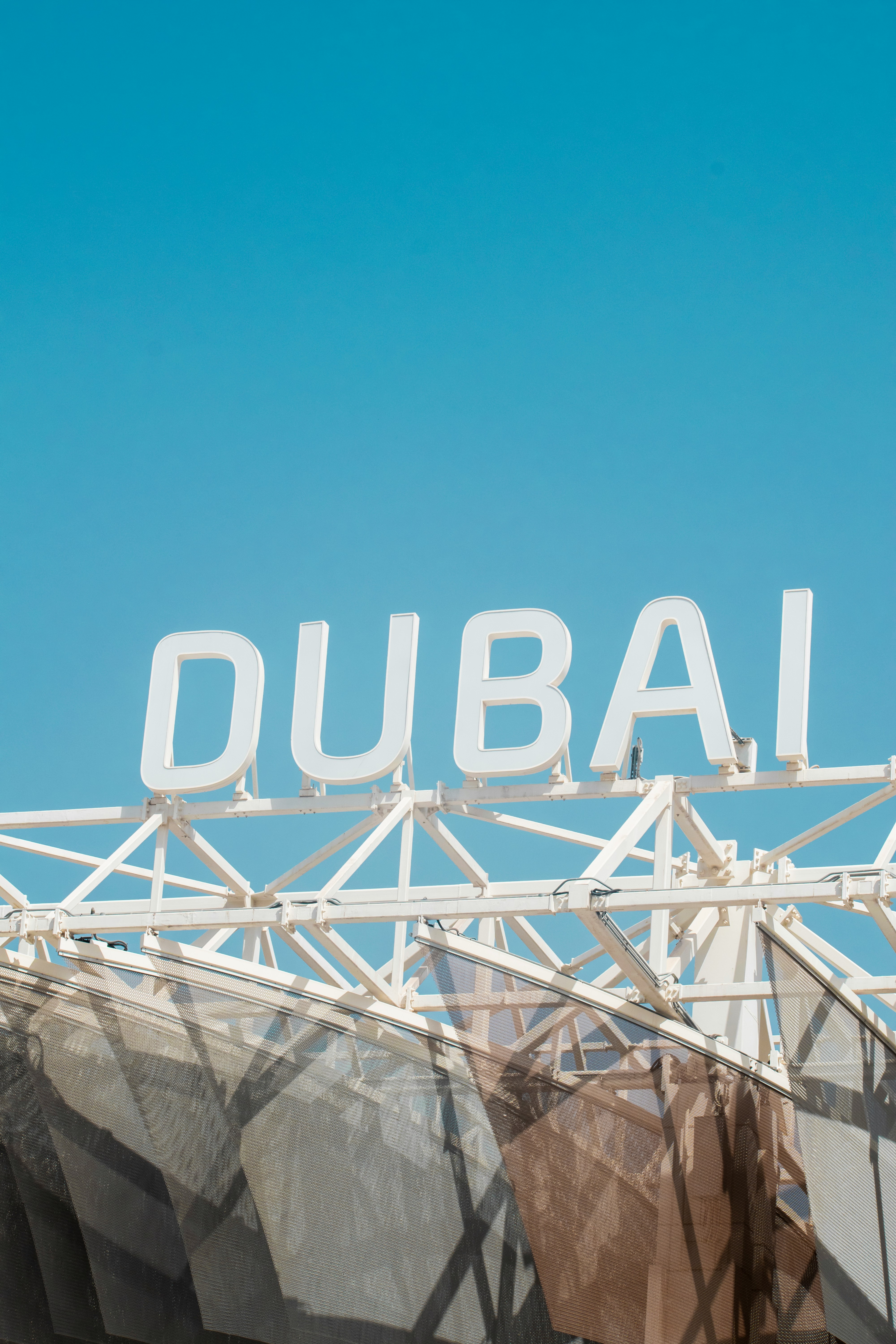 Money transfer support to Dubai